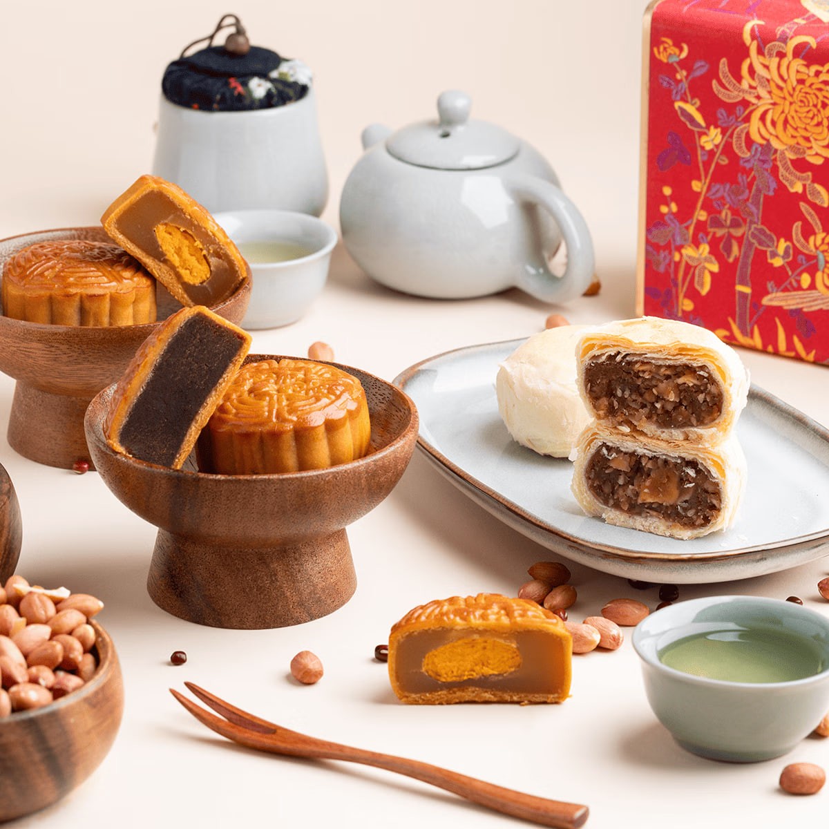 Brocade Box Golden Dried Herb