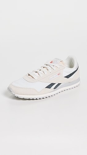 Classic AZ Sneakers